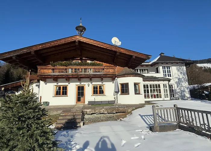 Kitzbuehel Апартаменты